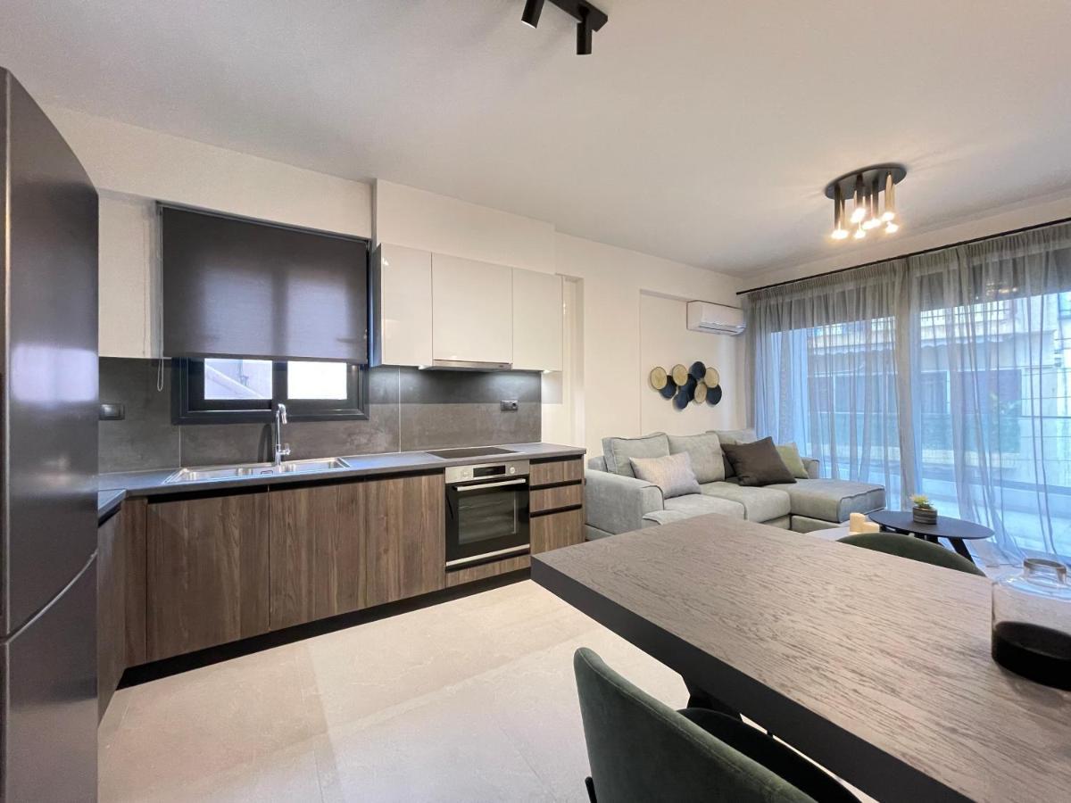 Gleaming Apartments Near Athens Metro Mall Exterior foto