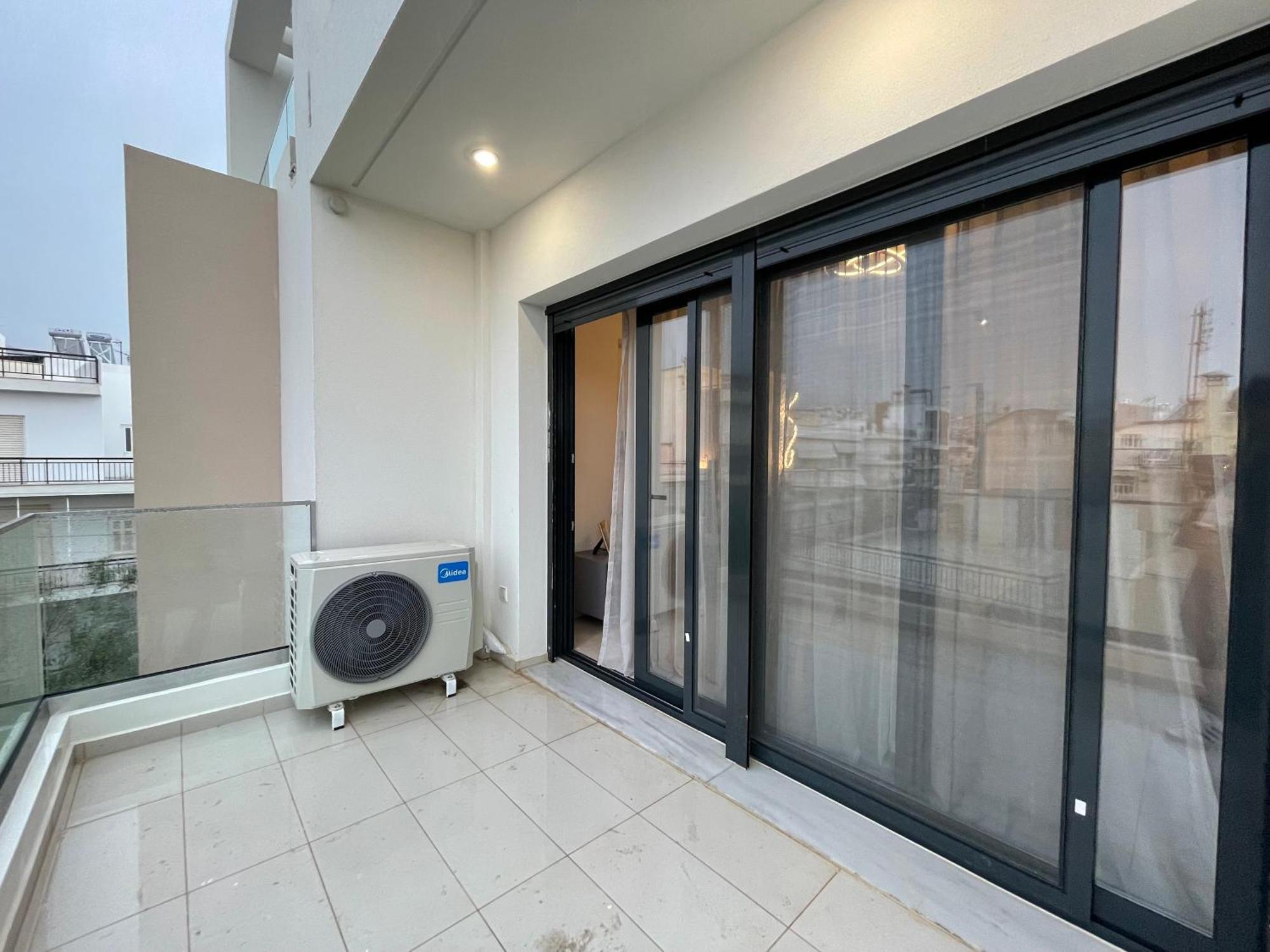 Gleaming Apartments Near Athens Metro Mall Exterior foto